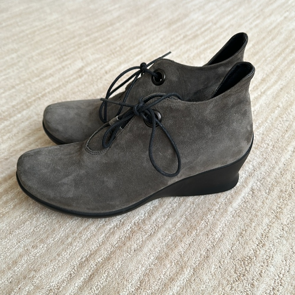 Wolky Hope Pombai Women's Suede Wedge Ankle Booties Shoes Gray Size EU 39 | US 8 - Picture 7 of 17